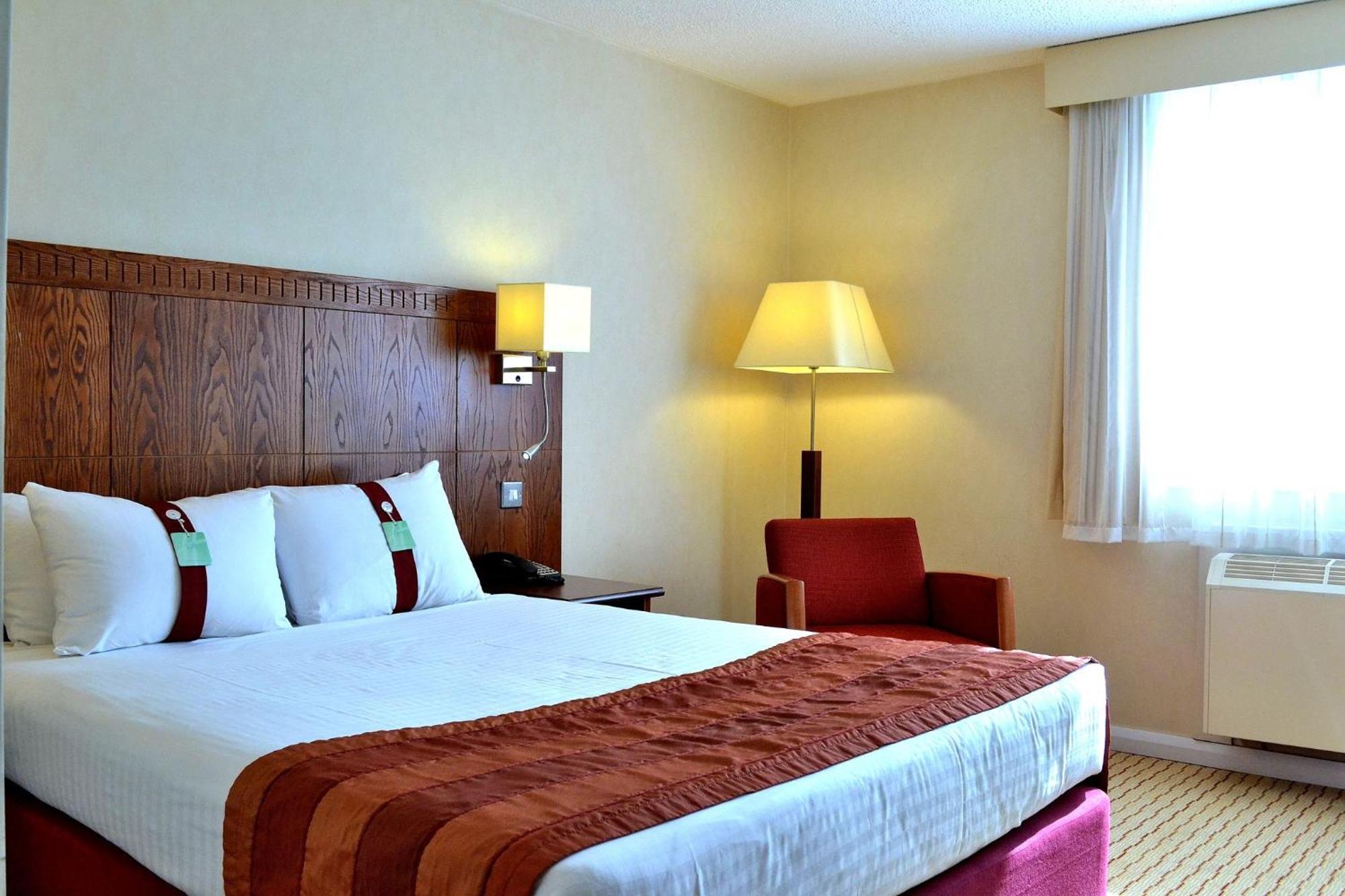 Holiday Inn Northampton, An Ihg Hotel Dış mekan fotoğraf